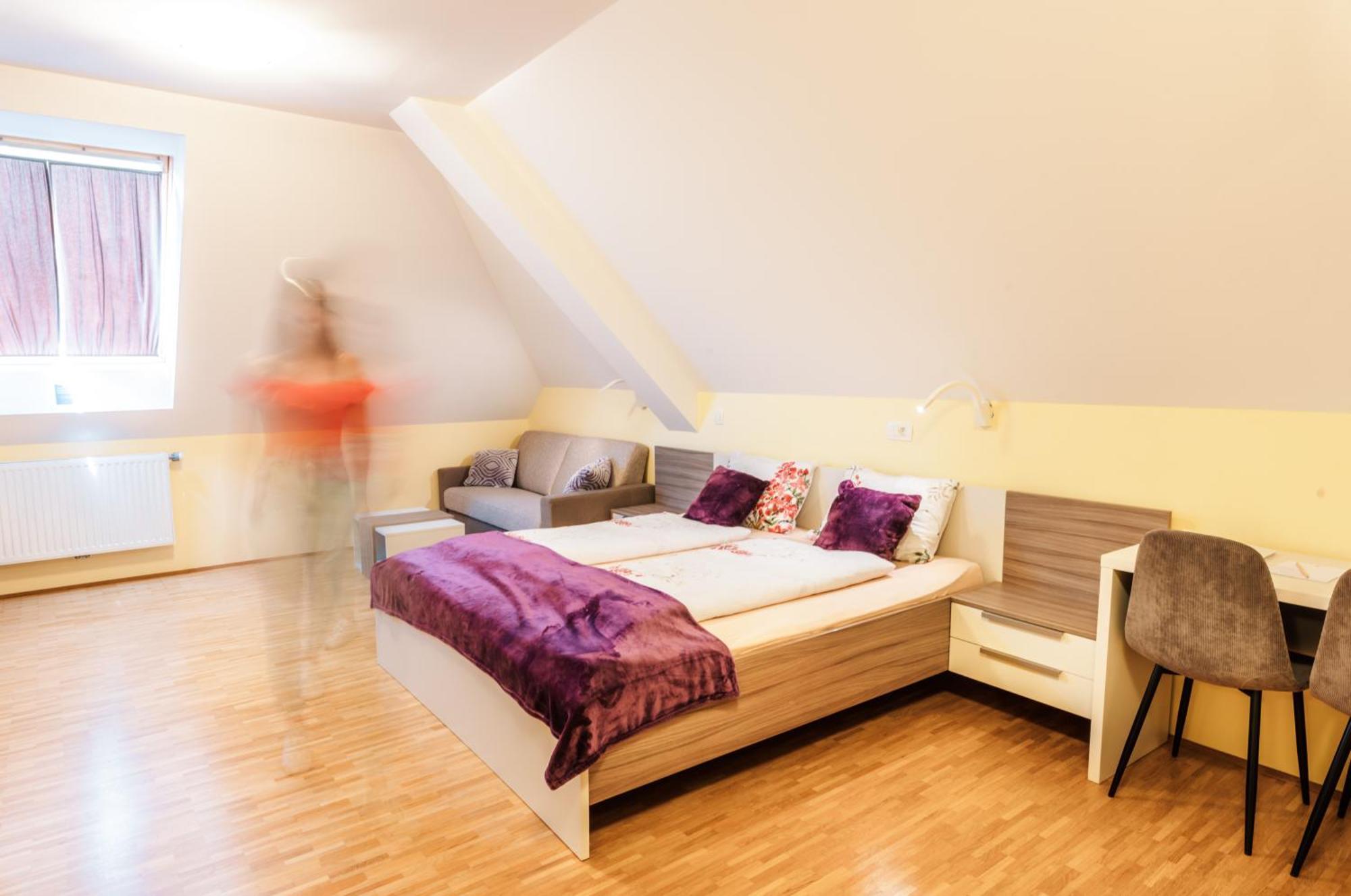 Dvorec Trebnik - Sobe Slovenske Konjice Buitenkant foto