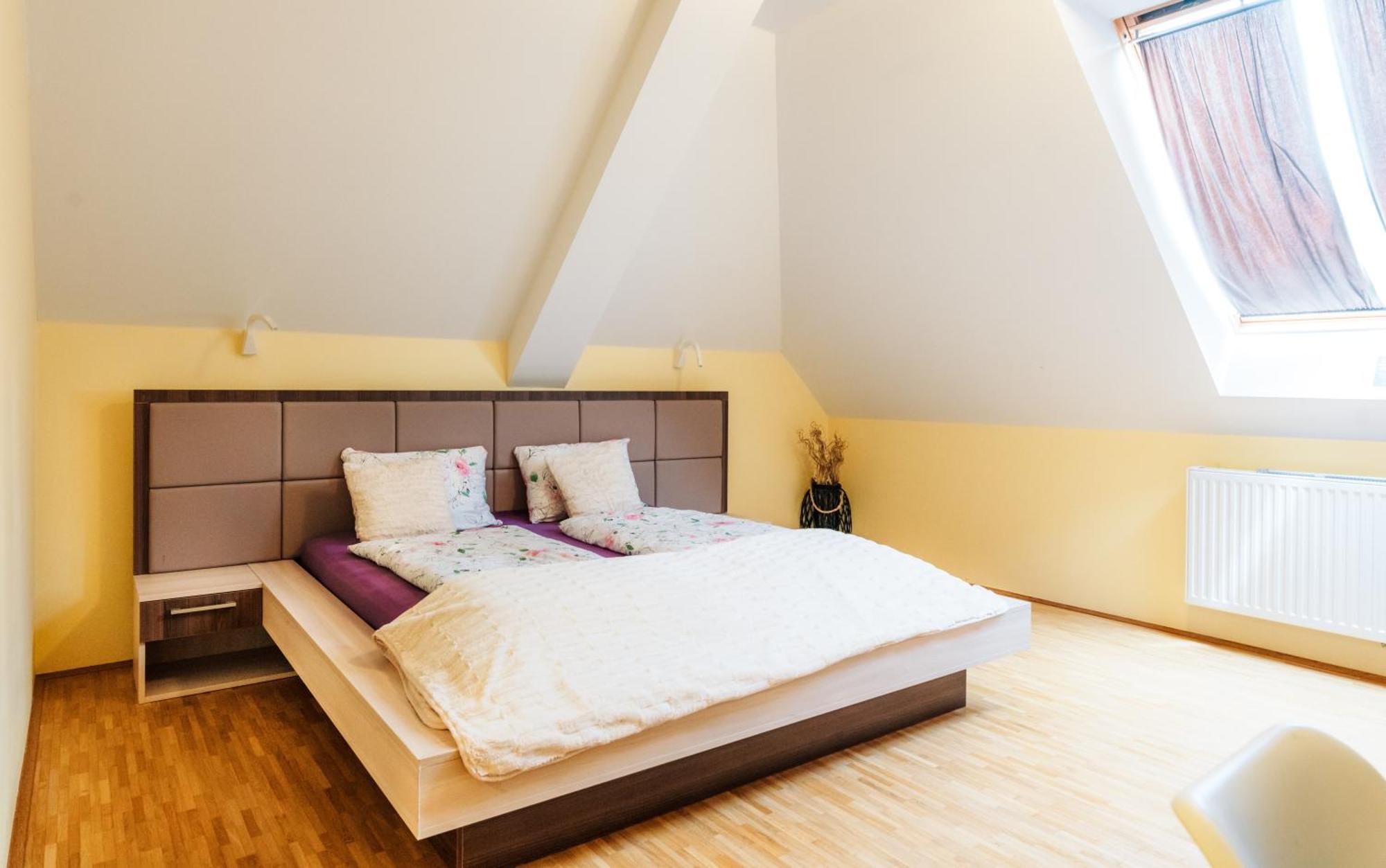 Dvorec Trebnik - Sobe Slovenske Konjice Buitenkant foto